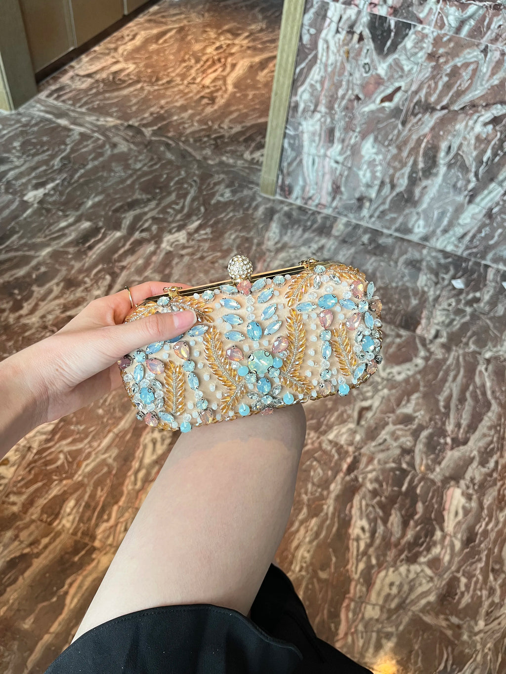 Women's Bridal Clutch Evening Bag Crystal Handbag with Chain Shoulder Strap for Party Wedding Female Fashion Accessory