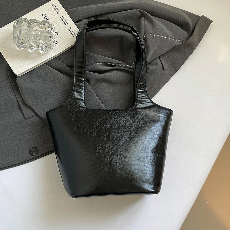 Red Wedding Purse Fashion Handbag Clutch Women Korean Style Solid PU Leather Shoulder Bag Designer Bucket Tote Lady Commute Bag