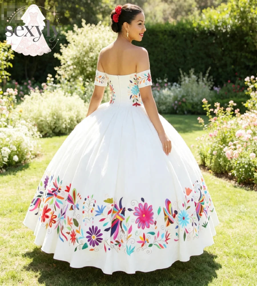 Vintage Mexican Wedding Dress With Colorful Floral Embroidery Off Shoulders Satin Sweet 15 Birthday Party Tradicional Bridal