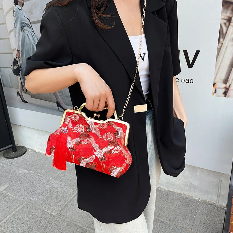 Vintage Tassel Shoulder Clutch