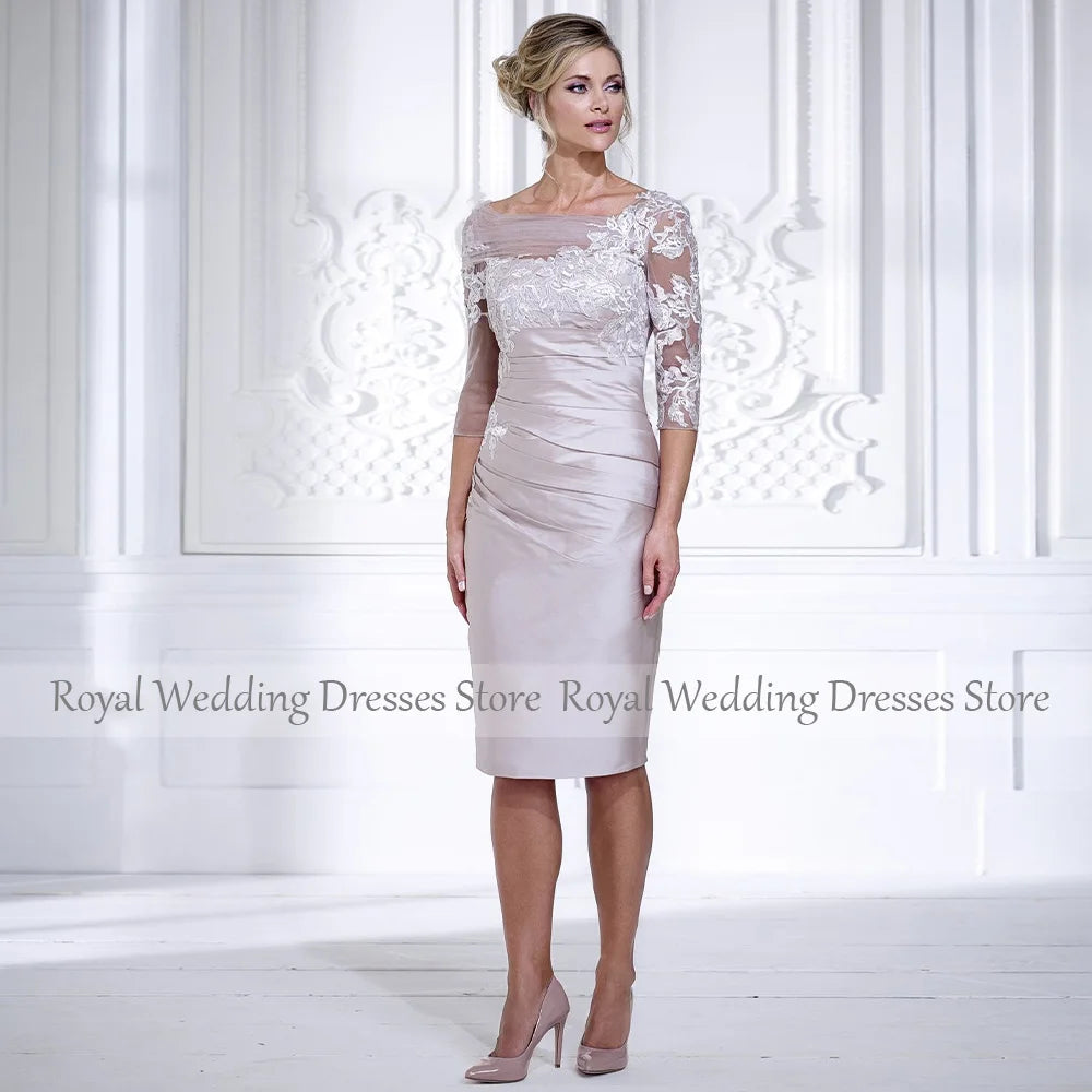 Silver Mother of the Bride Dresses Knee Length 3/4 Sleeves Elegant Wedding Guest Gowns Sheath/Column Applique Short Party Dress