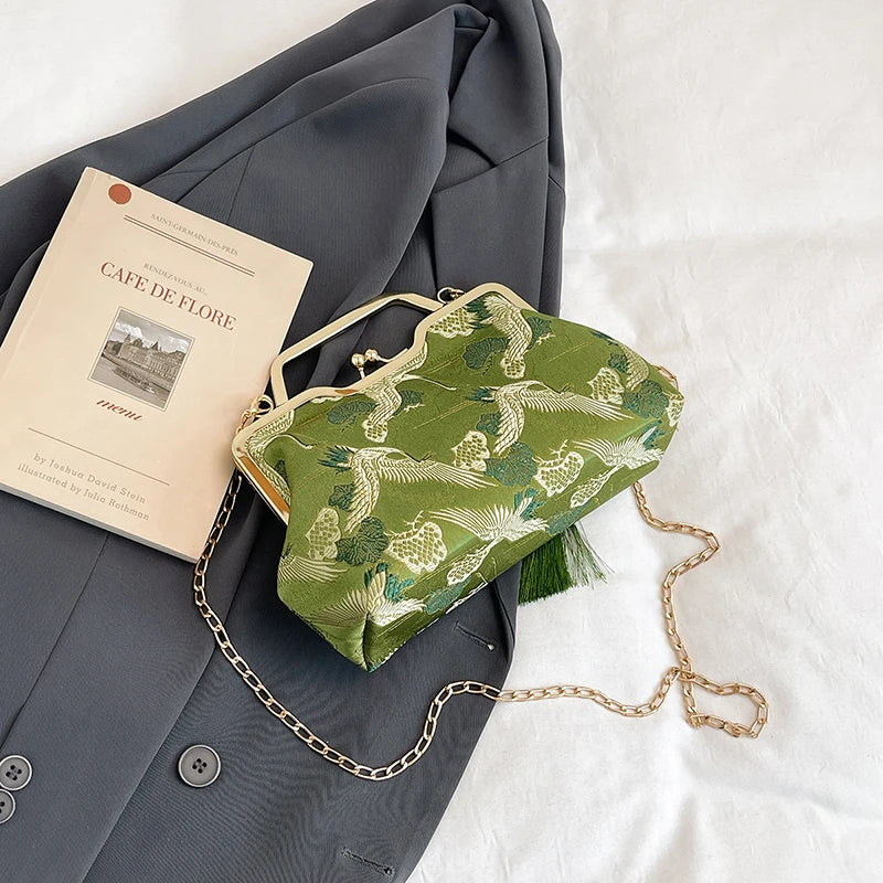 Vintage Tassel Shoulder Clutch