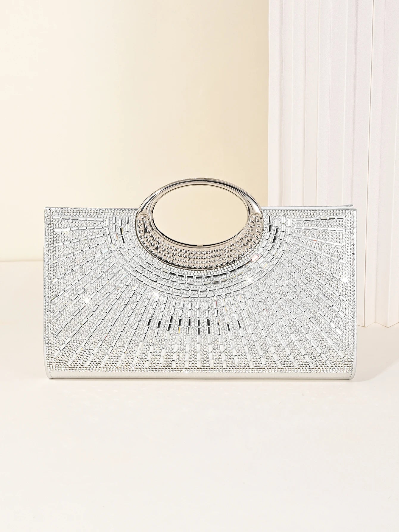 Women's Dinner Bag, European and American Retro Big Ring Clutch, Advanced Texture Diamond Flash Bridal Dinner Bag