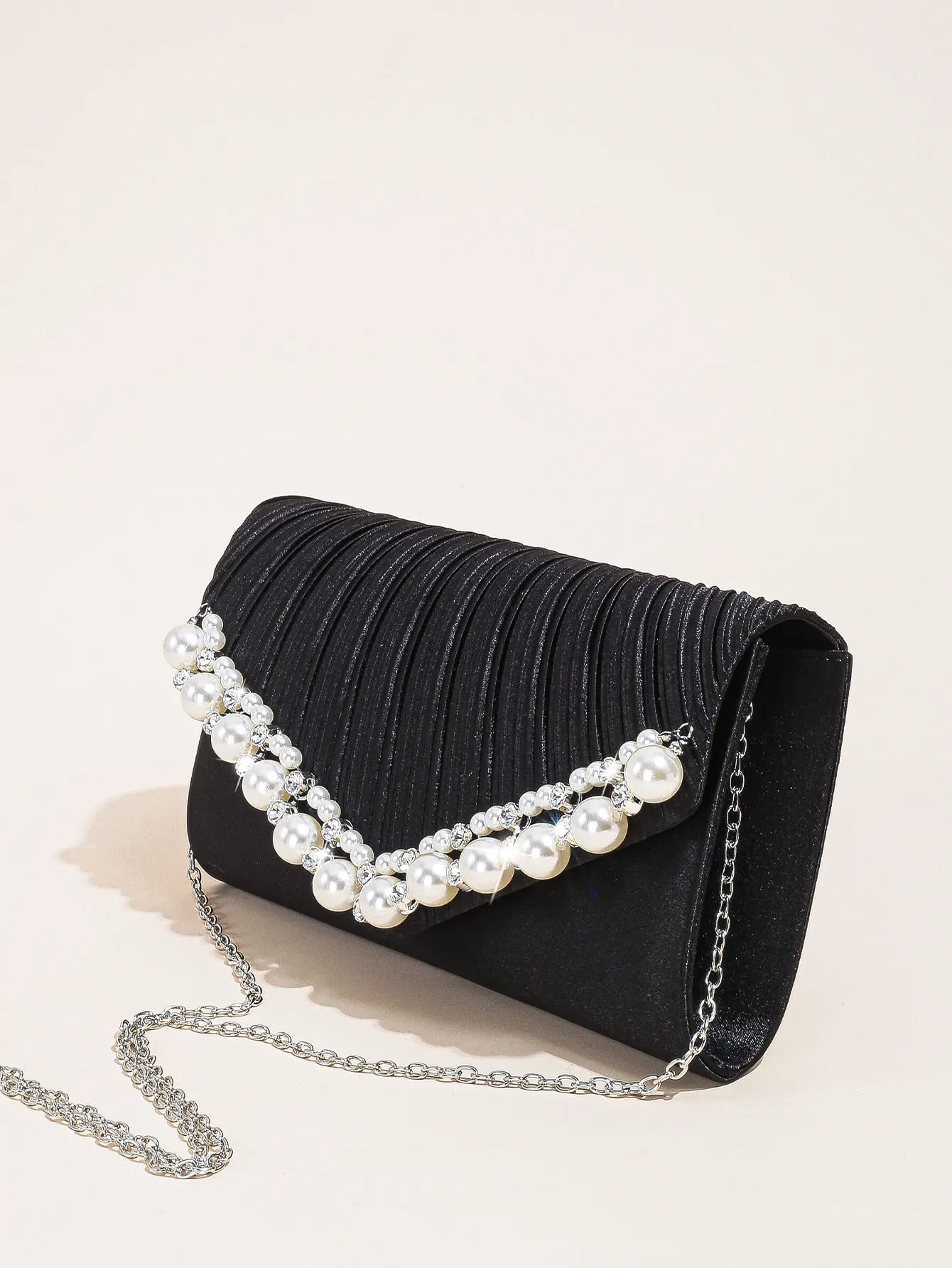 Womens Pearl Decor pleated Satin Clutch Bag， Fashion Diamond Evening Handbag Bridal Purse for Wedding Party for Women Formal Par