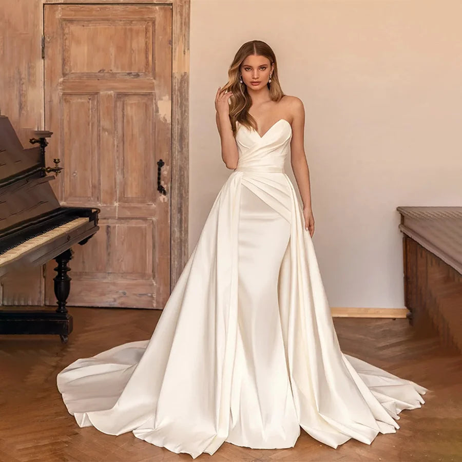 Sweetheart Mermaid Satin Wedding Dress with Detachable Skirt