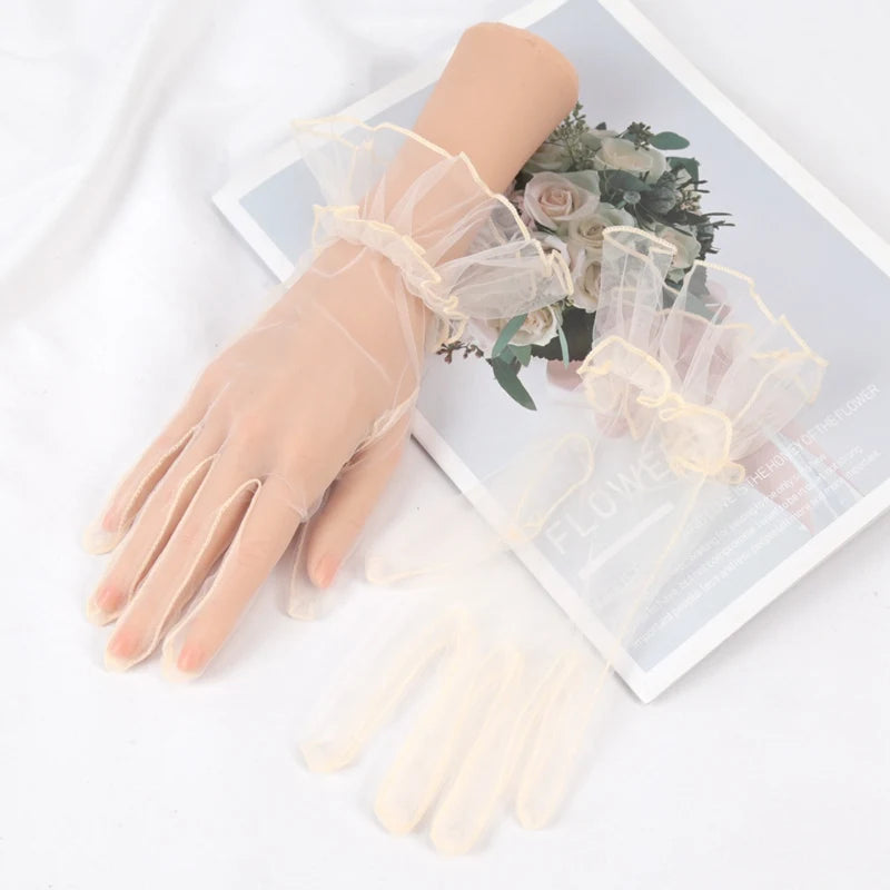 Short Ruffle Tulle Bridal Gloves