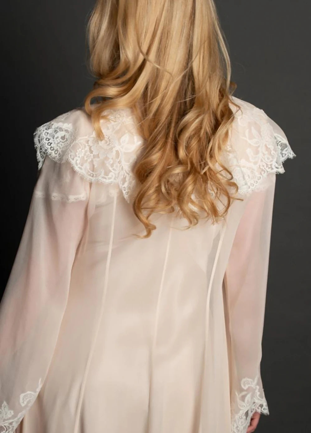 Graceful Sleepwear Women Maternity Appliques Long Sleeve Wedding Bridal Robe Customized Nightgown Pajamas