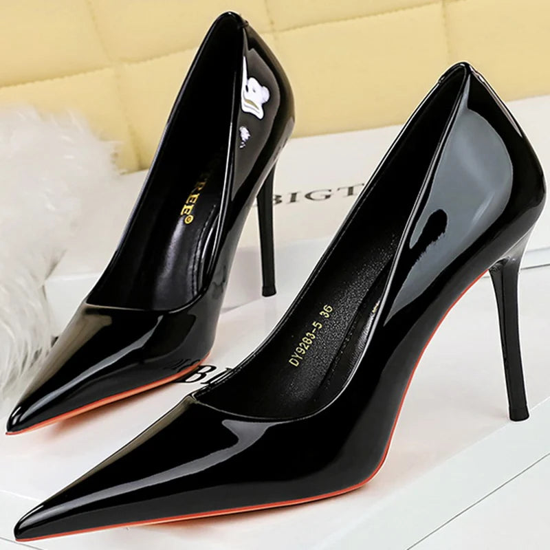Women 9.5cm High Heels Pumps Wedding Bridal Classic Scarpins High Stiletto Heels Lady Nude Black White Glossy Leather Prom Shoes