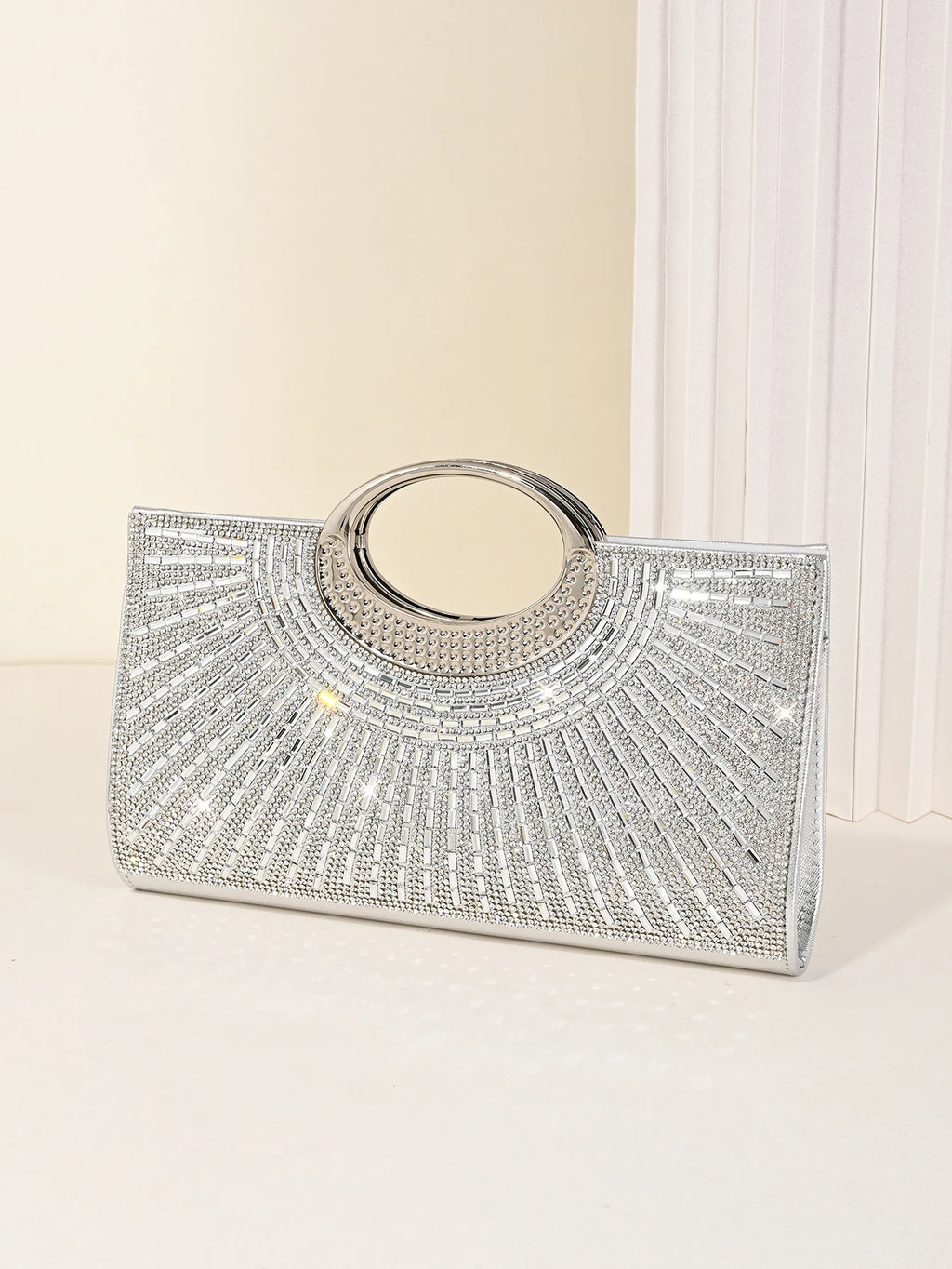 Women's Dinner Bag, European and American Retro Big Ring Clutch, Advanced Texture Diamond Flash Bridal Dinner Bag