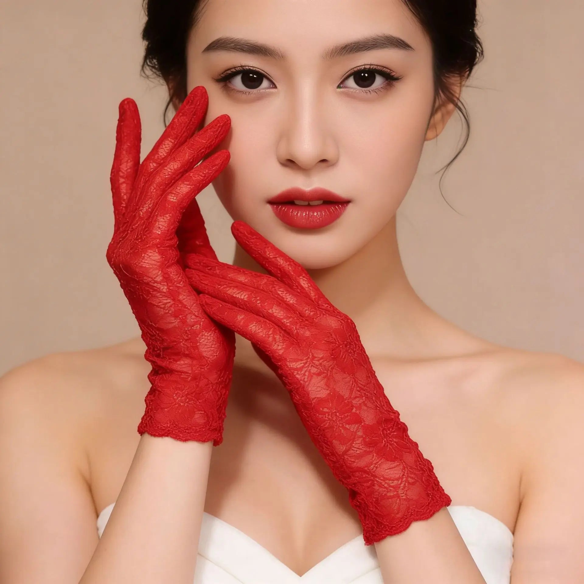 Short Printed Tulle Lace Bridal Gloves