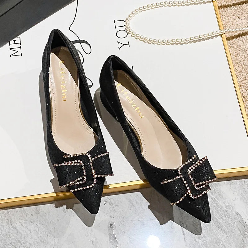 Big Size35-43 Women Pointed Toe Dress Shoes Diamond Bow-knot Buckle Design Med Heel Pumps Chunky Heels Bride Wedding Party Shoe