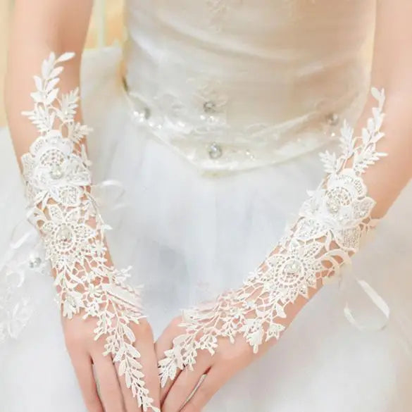 Bridal Long Gloves Lace Fingerless Gloves Flower Accessories Wedding Hook Fingers Elegant Look Thin and Beautiful Gloves