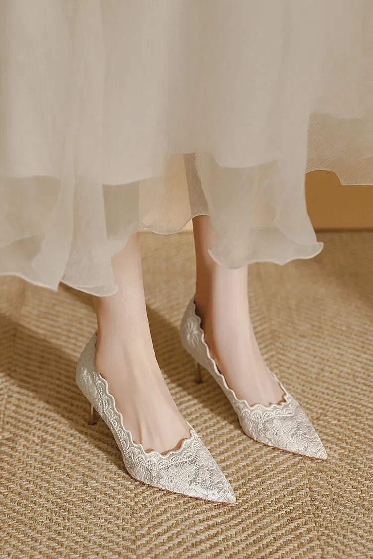 Embroidered Bridal Shoes Wedding Shoes Retro French Sandals 6.5cm High Heels Single Shoes Thin Heels Banquet Pointed Pumps 34-39