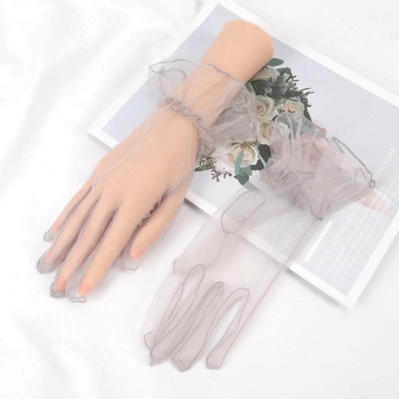 Short Ruffle Tulle Bridal Gloves