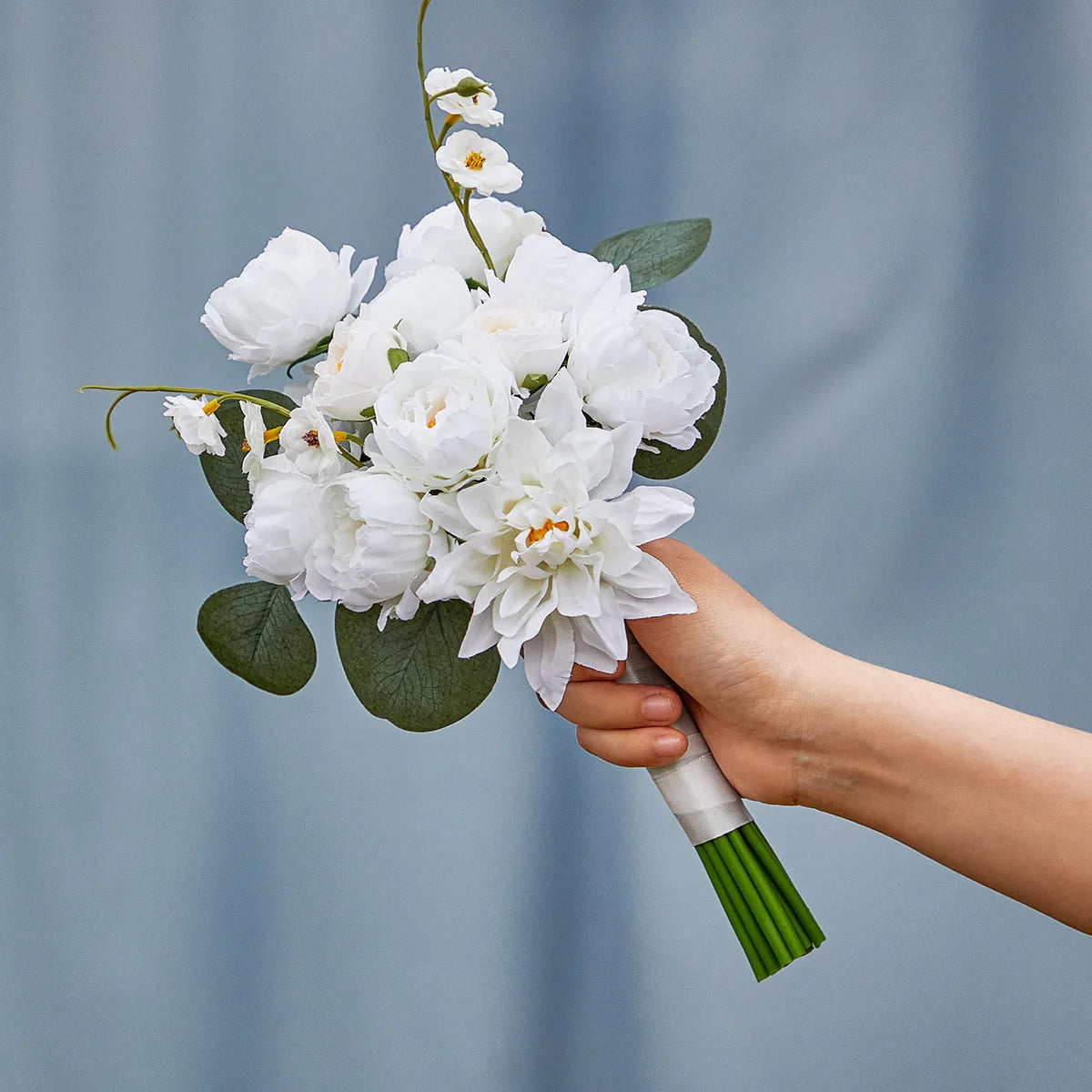 Yannew White Wedding Bouquets for Bride Bridesmaid Artificial Rose Peony Bridal Bouquet for Rustic Wedding Ceremony Decoration