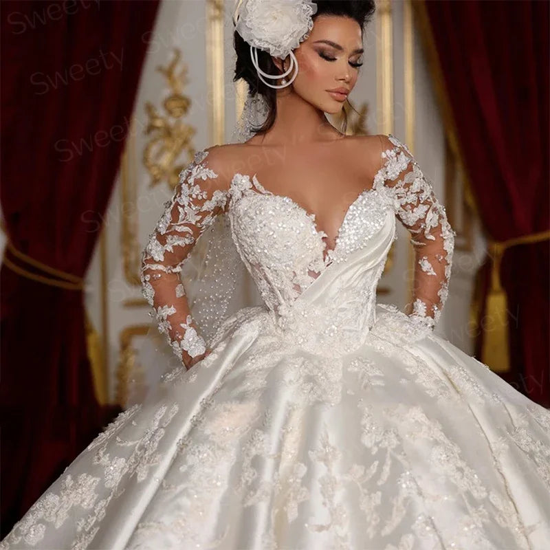 Vintage Wedding Dress Satin With  Embroidery Lace Princess Ball Gown O-Neck Full Sleeve Customized Bride Dress Vestido De Novia