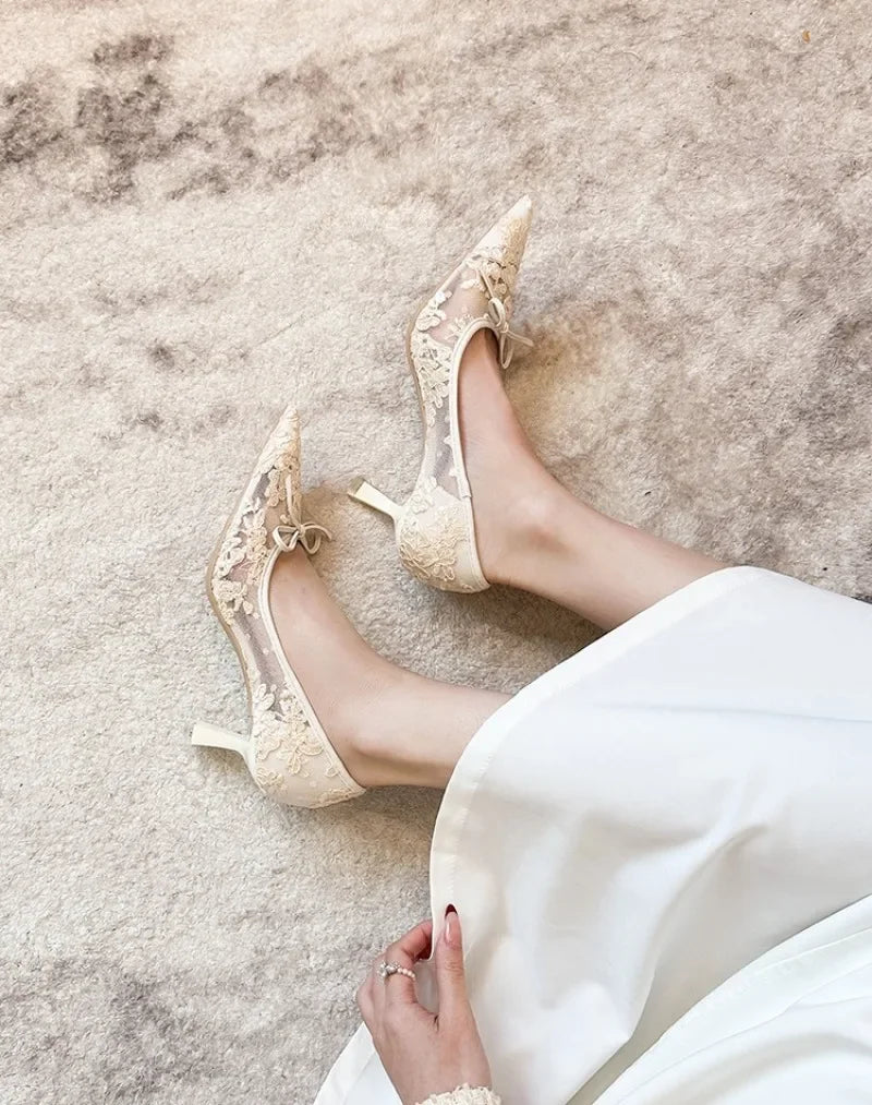 Wedding Shoes Bridal Pumps for Women Elegant Lace with Bow Decor Pointed Toe Mesh Stiletto Heels Comfortable Classic Party