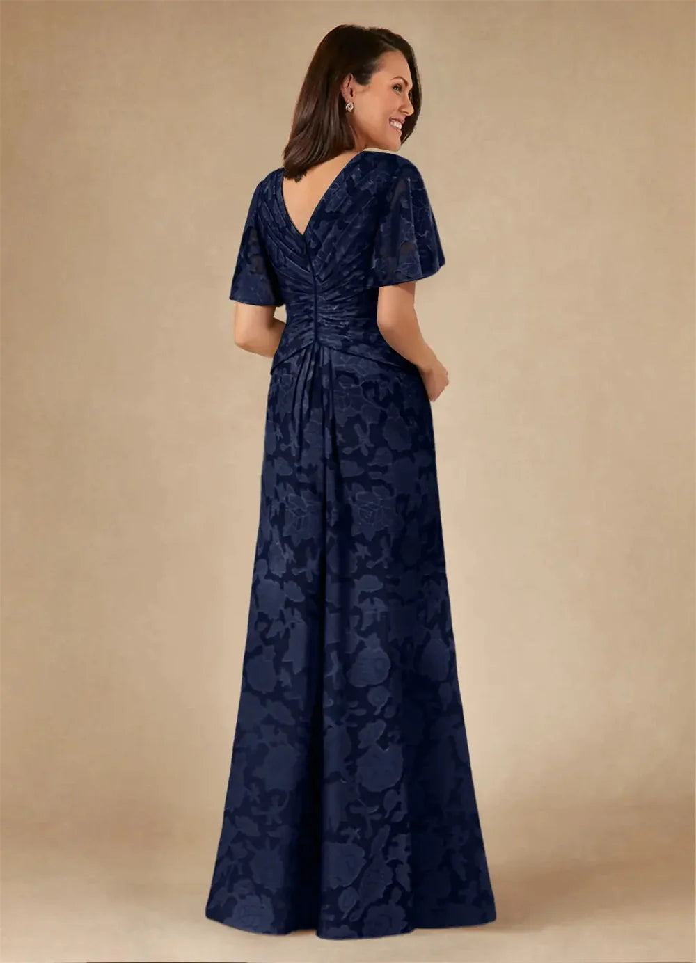 Mother of the Bride Dress 2026 Elegant Lace Mother Dresses V Neck Short Sleeve Wedding Guest Dress Pleated Chiffon Evening Gown