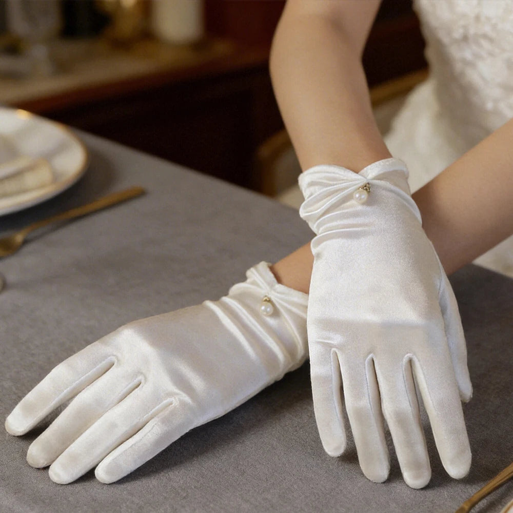 Bridal Gloves Short Elegant Satin Wedding Glove with Pearl Bows Sun-Protective Stretchable Vintage-Style Gloves Accessories