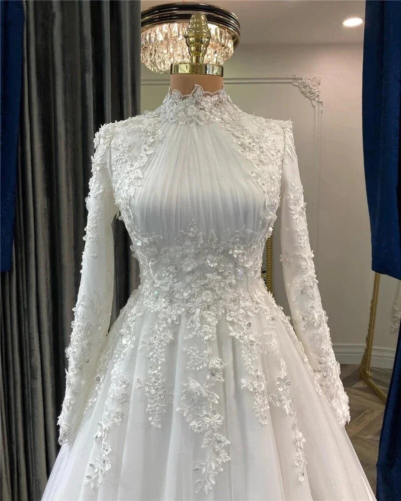 Elegant Muslim Wedding Dress for Bride WIth Appliques Flowers Arabic Dubai Long Sleeves Bridal Gown Tulle Robe De Mariage