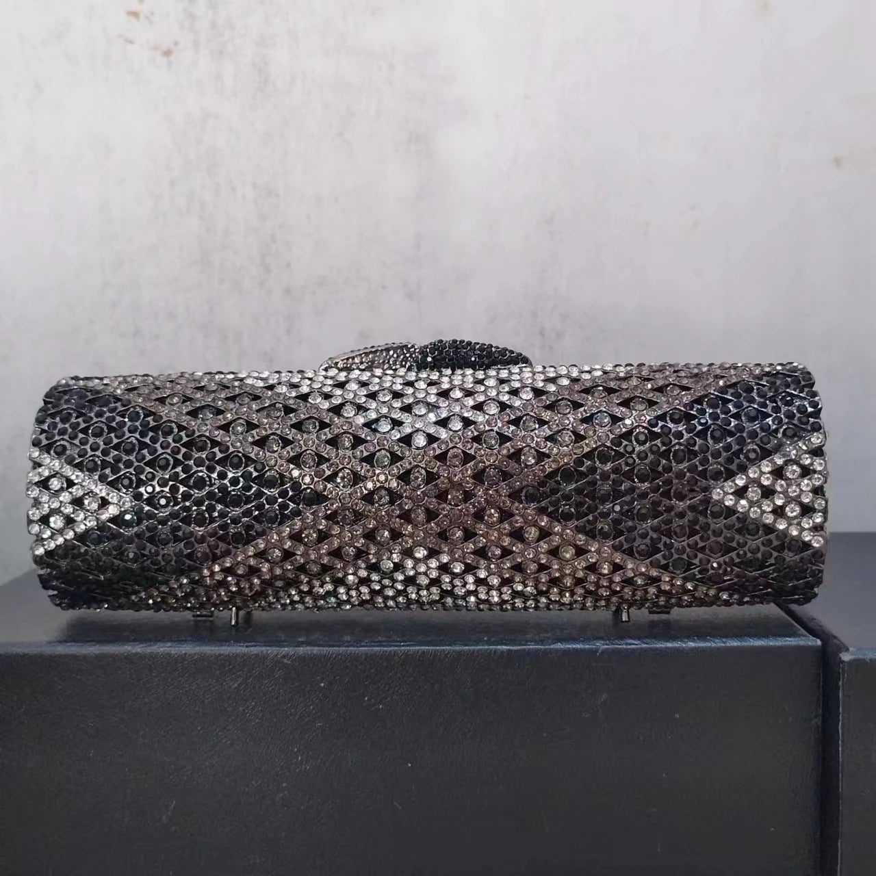 Female Grey Crystal Clutches Lady Rhinestone Evening Bag Party Prom Stones Handbags Luxury Women Wedding Bridal Clutch Purse Bag
