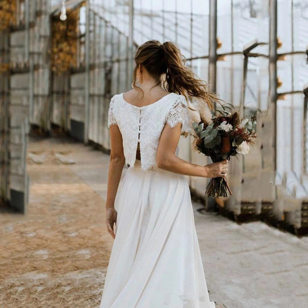 Gorgeous Bohemian Two Pieces Wedding Dress 2023 LaceTop Short Sleeve Bridal Gown Jewel Neck Beach Wedding Gown Vestidos De Novia