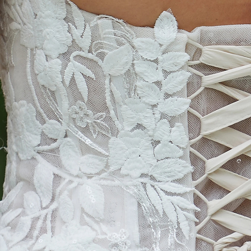 Elegant Lace Wedding Dresses for Women 2024 Sleeveless Deep V-Neck Sparkly Bridal Gowns Sweetheart Wedding Gown for Women Luxury