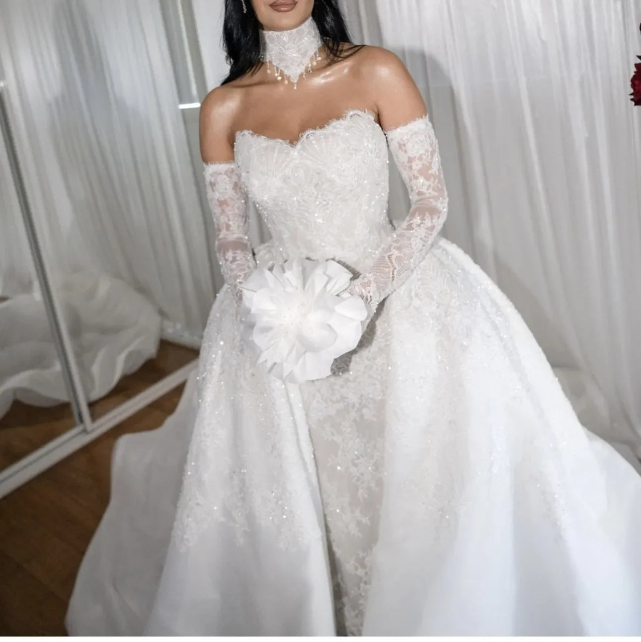 Sweetheart Lace Mermaid Wedding Dress with Detachable Train