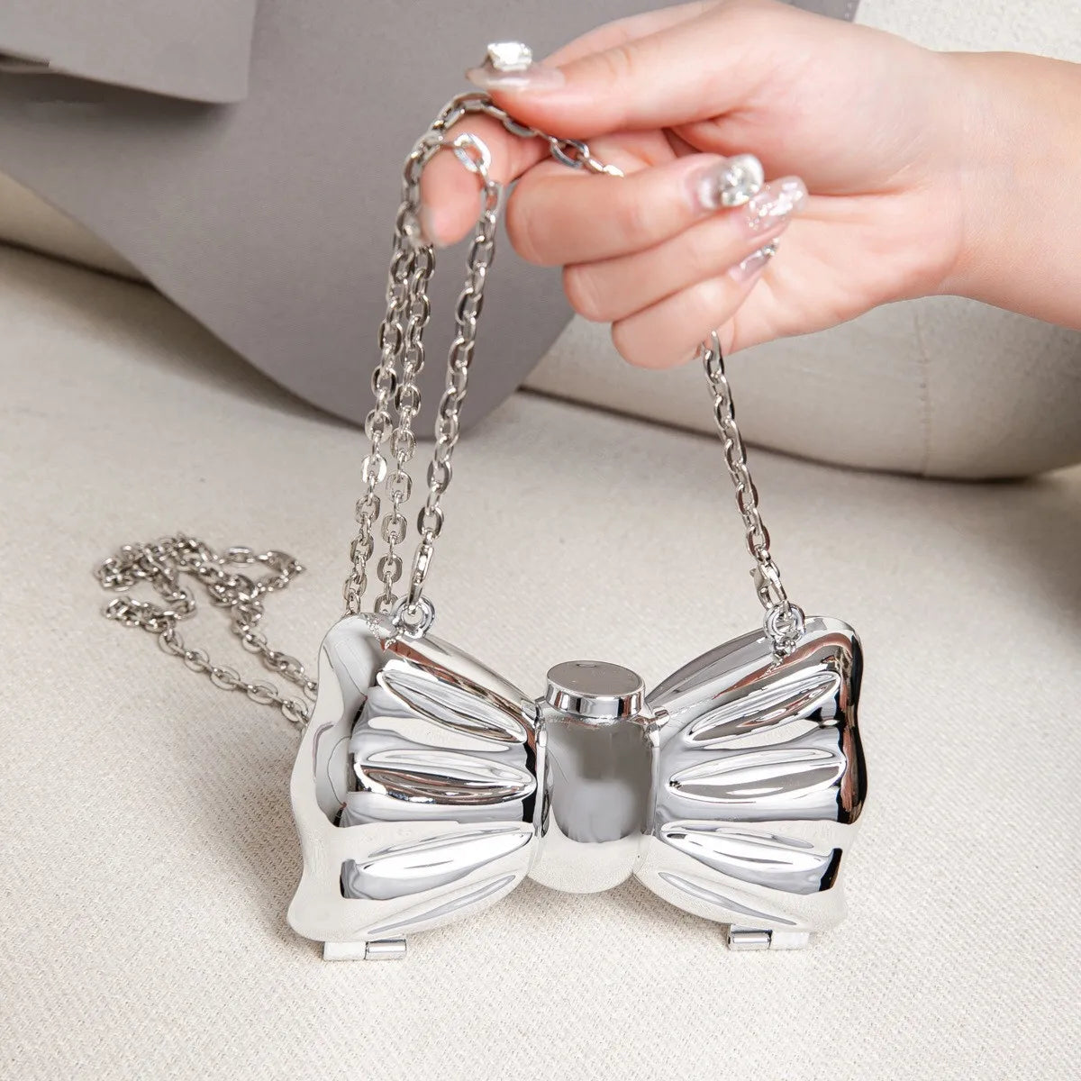 Round Acrylic Evening Clutch