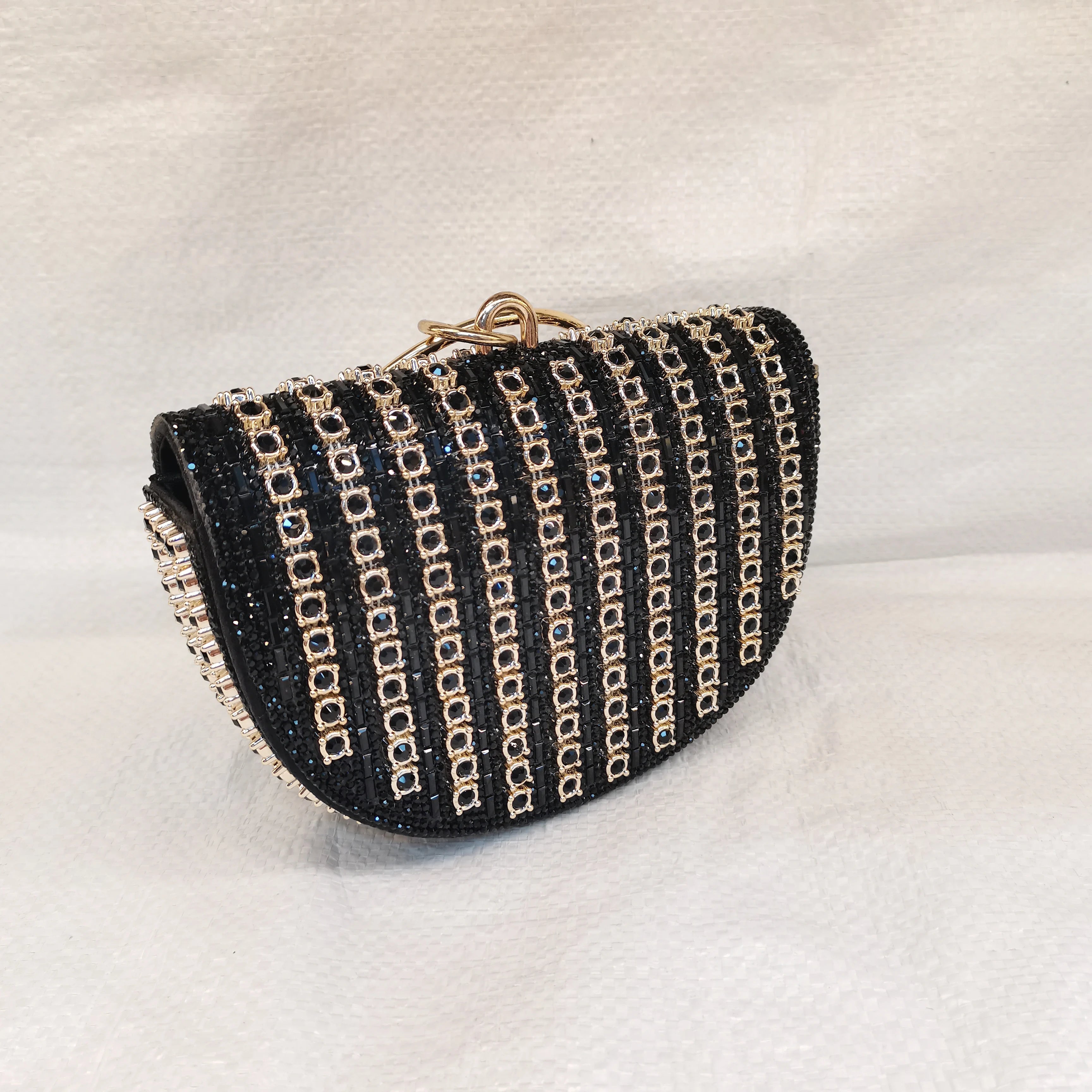 Pretty Rhinestone Clutch Evening Bag Women Wedding Party Purse Evening Banquet Round Bag European Exquisite Bridal Purse Para