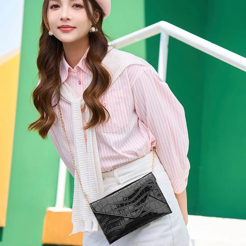 Banquet Chain Shoulder Clutch - Luzilly Bridal & Apparel