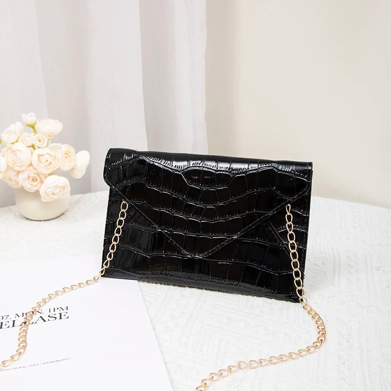 Banquet Chain Shoulder Clutch - Luzilly Bridal & Apparel