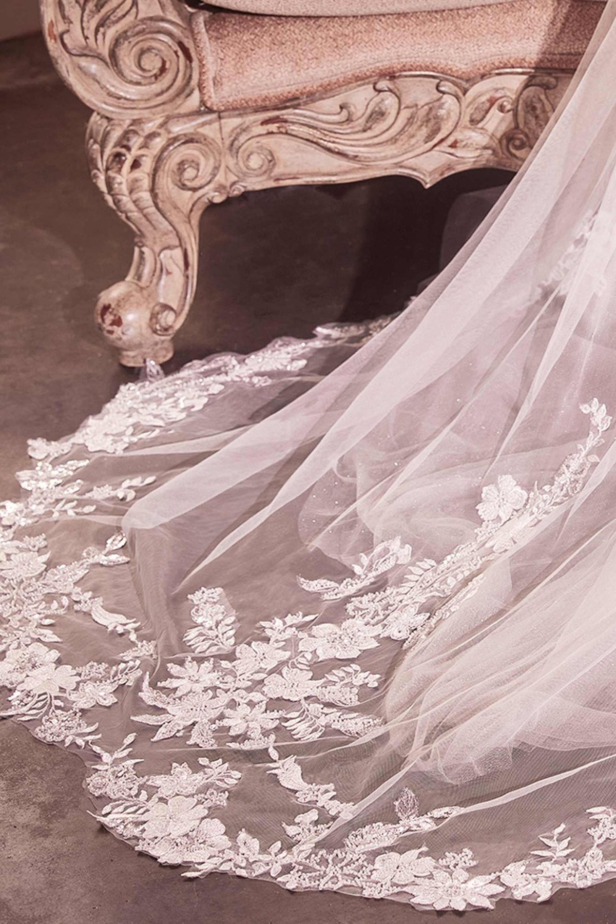 Beaded Floral Edge Chapel Veil - Luzilly Bridal & Apparel