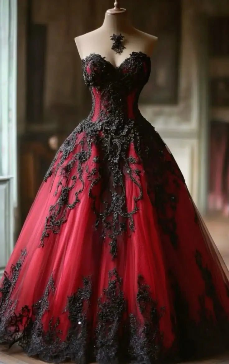 Black And Red Gothic Wedding Dress Lace Appliques Sweetheart Neckline Sleeveless A-Line Tulle Vintage Bridal Gown Customized - Luzilly Bridal & Apparel