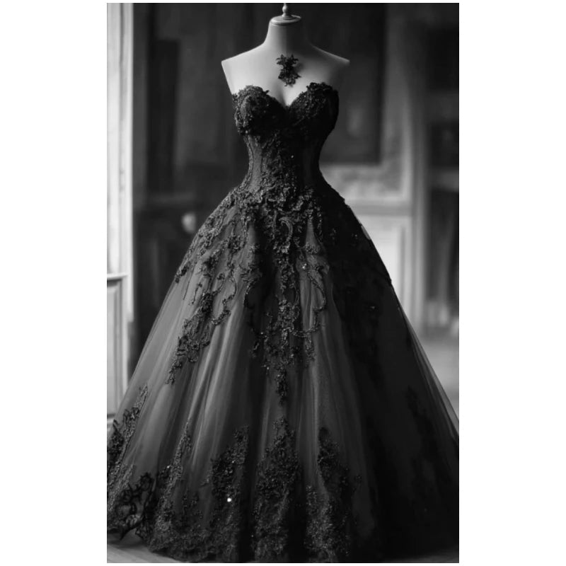 Black And Red Gothic Wedding Dress Lace Appliques Sweetheart Neckline Sleeveless A-Line Tulle Vintage Bridal Gown Customized - Luzilly Bridal & Apparel