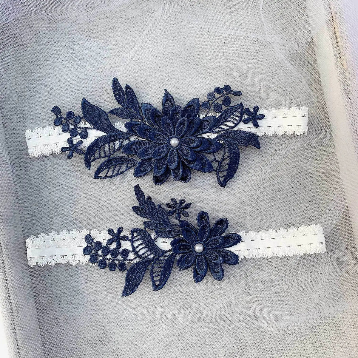Bow and Flower Lace Bridal Garter - Luzilly Bridal & Apparel