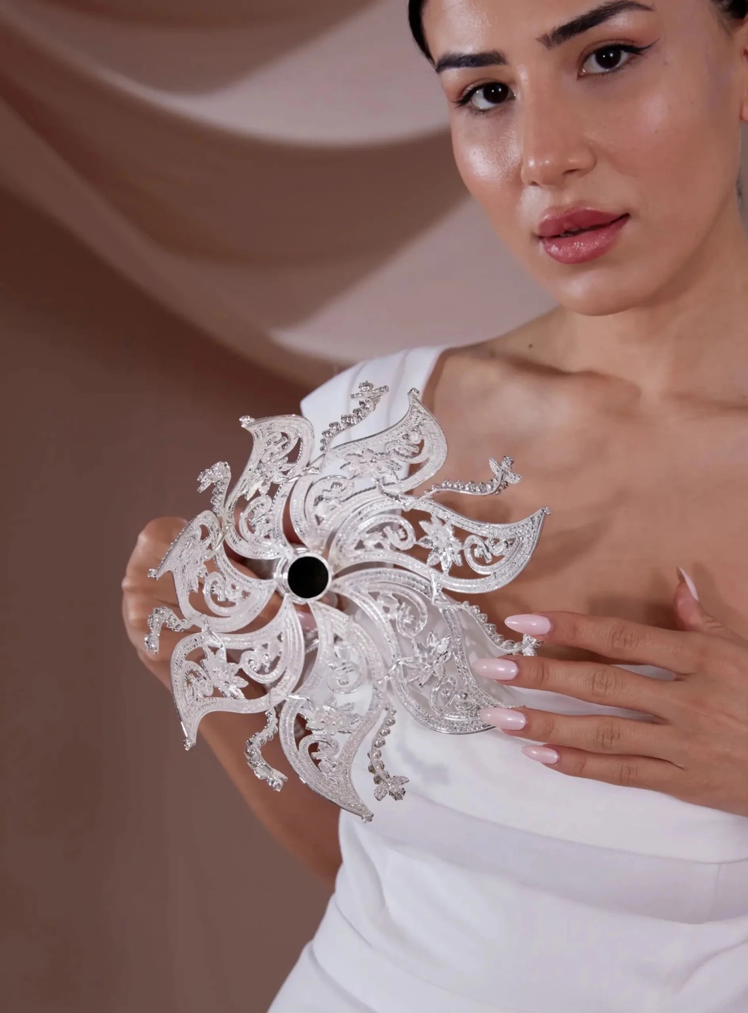 Bride Bouquet Holder, Wedding Accessories - Luzilly Bridal & Apparel