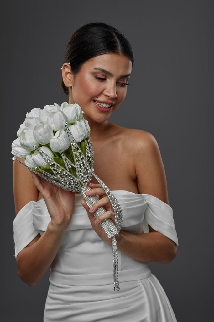 Bridesmaid Bouquet Holder, Bridal Accessories - Luzilly Bridal & Apparel