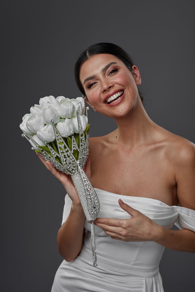 Bridesmaid Bouquet Holder, Bridal Accessories - Luzilly Bridal & Apparel