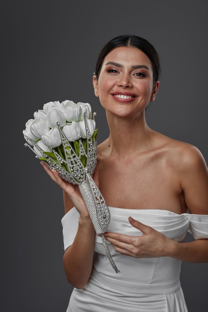 Bridesmaid Bouquet Holder, Bridal Accessories - Luzilly Bridal & Apparel