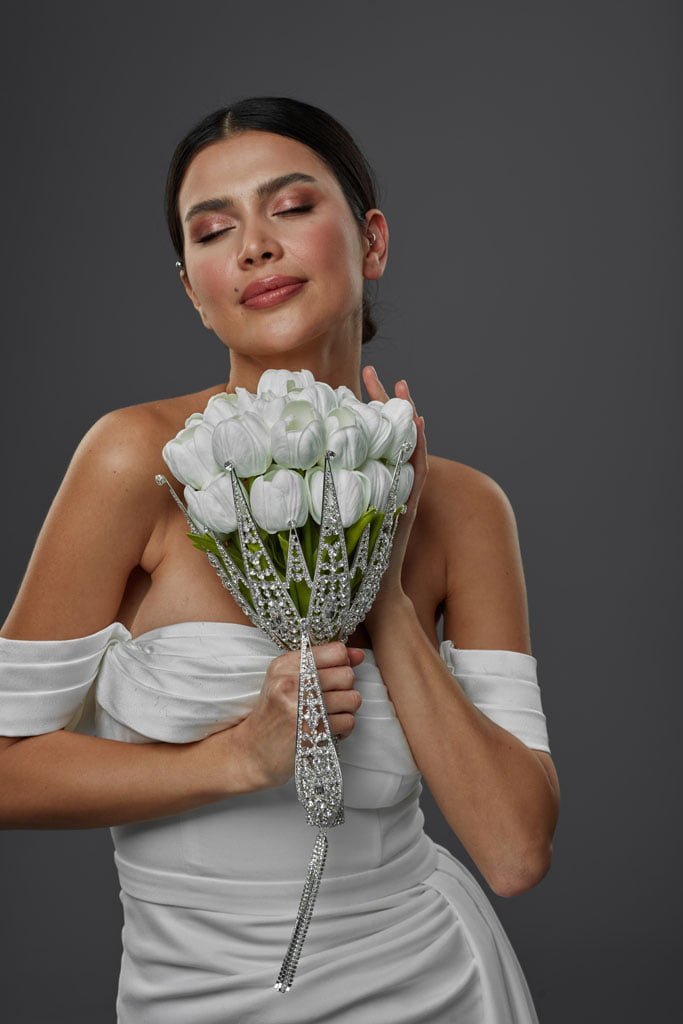 Bridesmaid Bouquet Holder, Bridal Accessories - Luzilly Bridal & Apparel