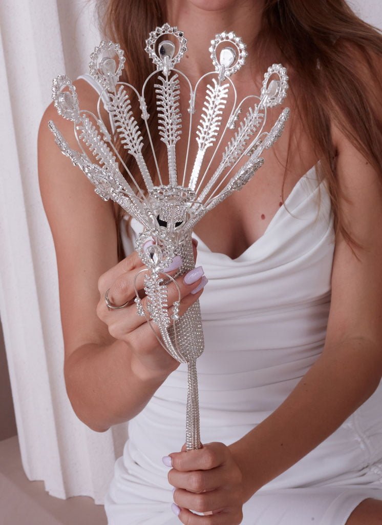 Bridesmaid Bouquet Holder, Bridal Accessories - Luzilly Bridal & Apparel