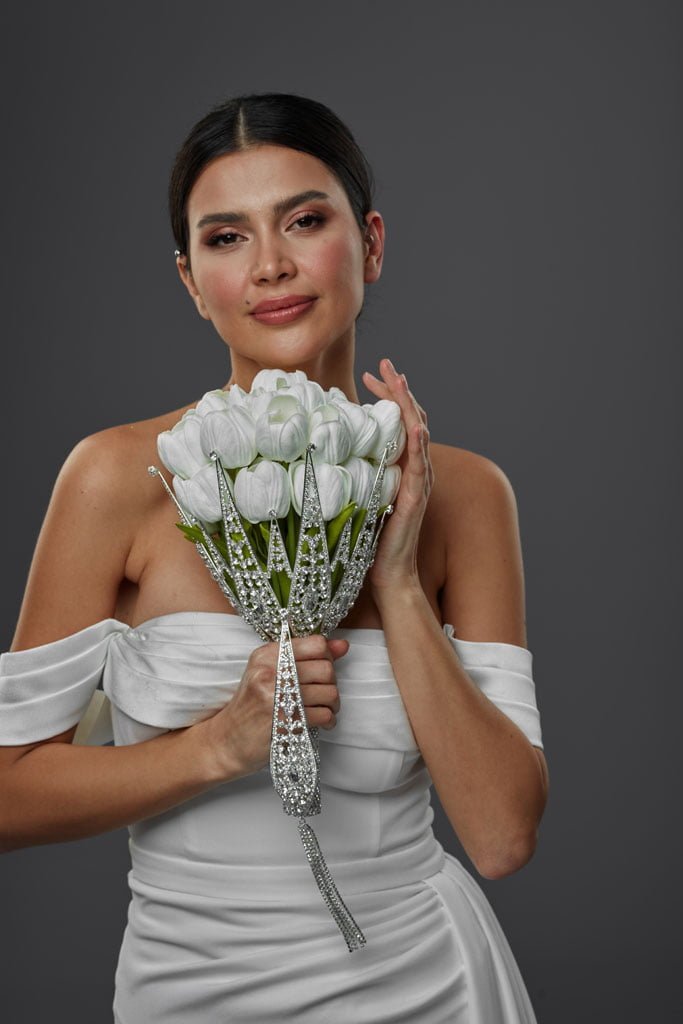 Bridesmaid Bouquet Holder, Bridal Accessories - Luzilly Bridal & Apparel
