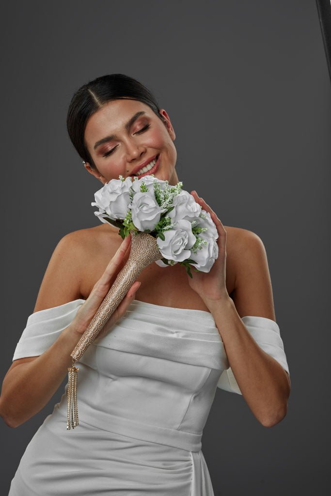 Bridesmaid Bouquet, Quinceañera Bouquet - Luzilly Bridal & Apparel