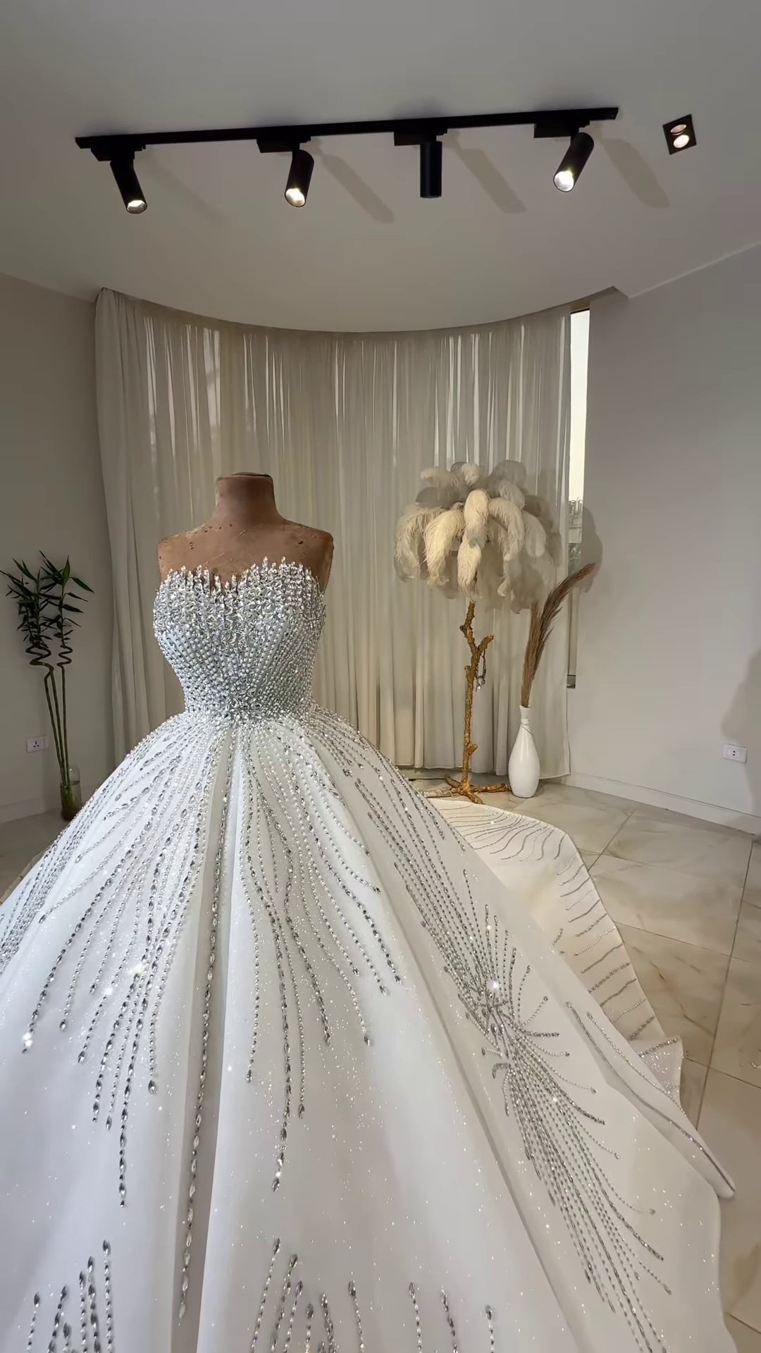 Celeste Crystal Ball Gown Bridal Dress GD106 - Luzilly Bridal & Apparel