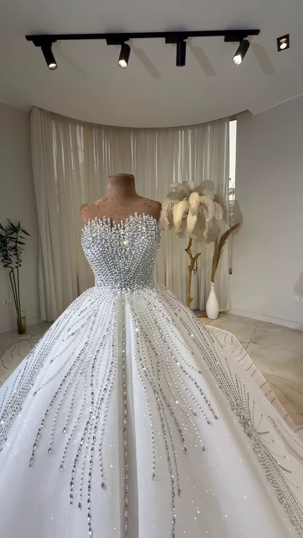 Celeste Crystal Ball Gown Bridal Dress GD106 - Luzilly Bridal & Apparel
