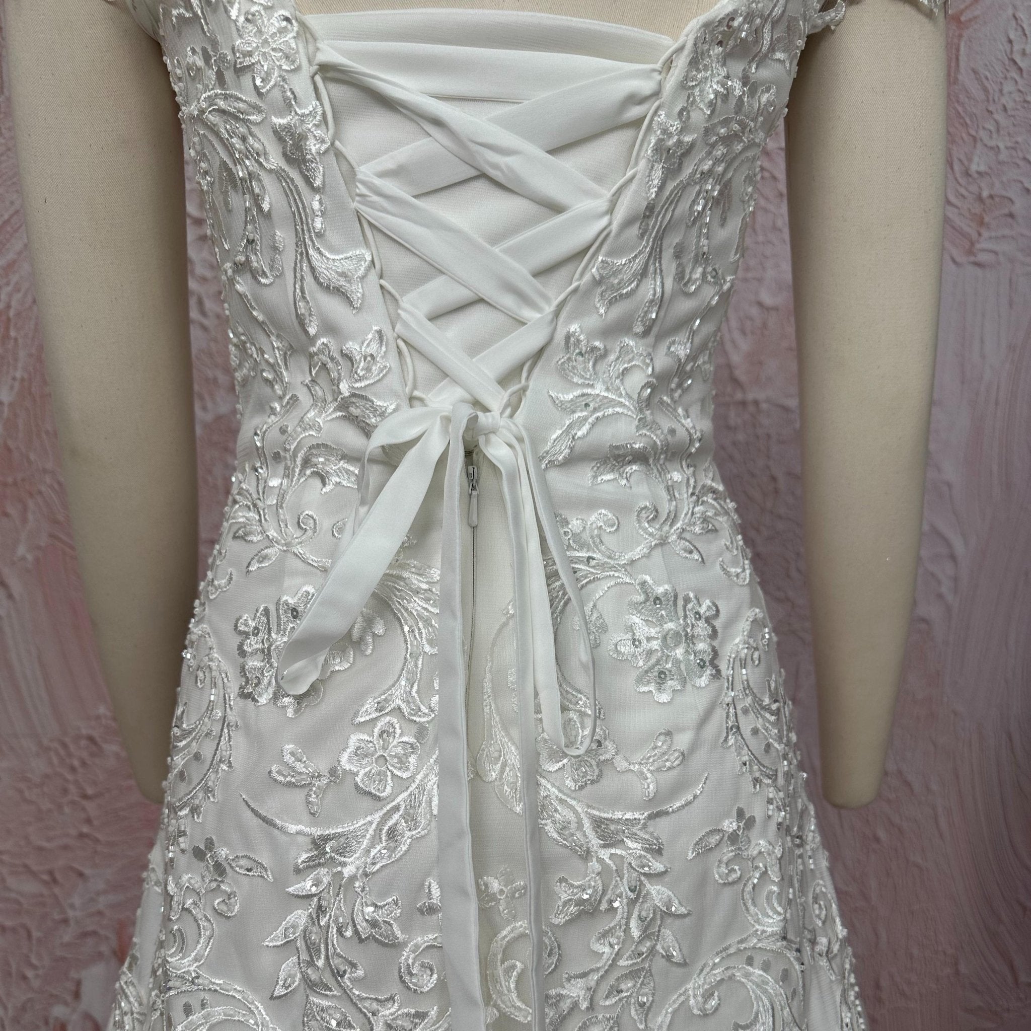Classic Off-White Wedding Gown - Luzilly Bridal & Apparel