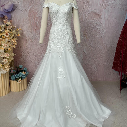 Classic Off-White Wedding Gown - Luzilly Bridal & Apparel