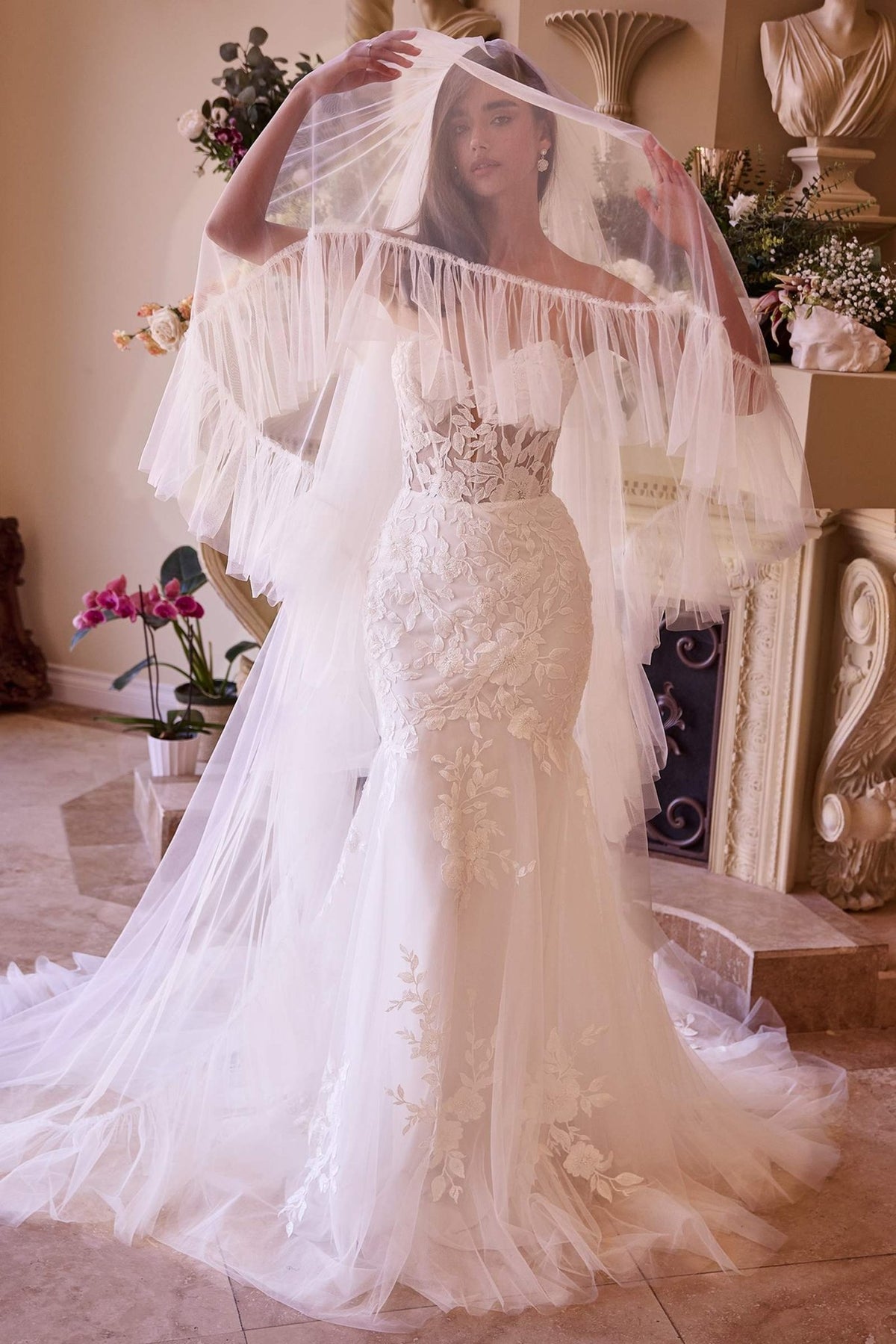 Couture Ruffle Edge 2-Tier Veil - Luzilly Bridal & Apparel