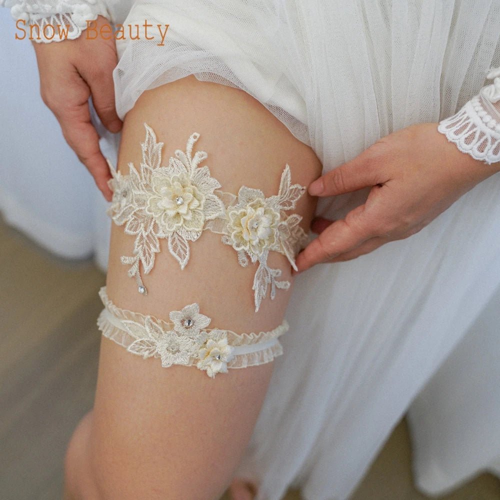 Crystal Appliqué and Embroidery Bridal Garter Set - Luzilly Bridal & Apparel